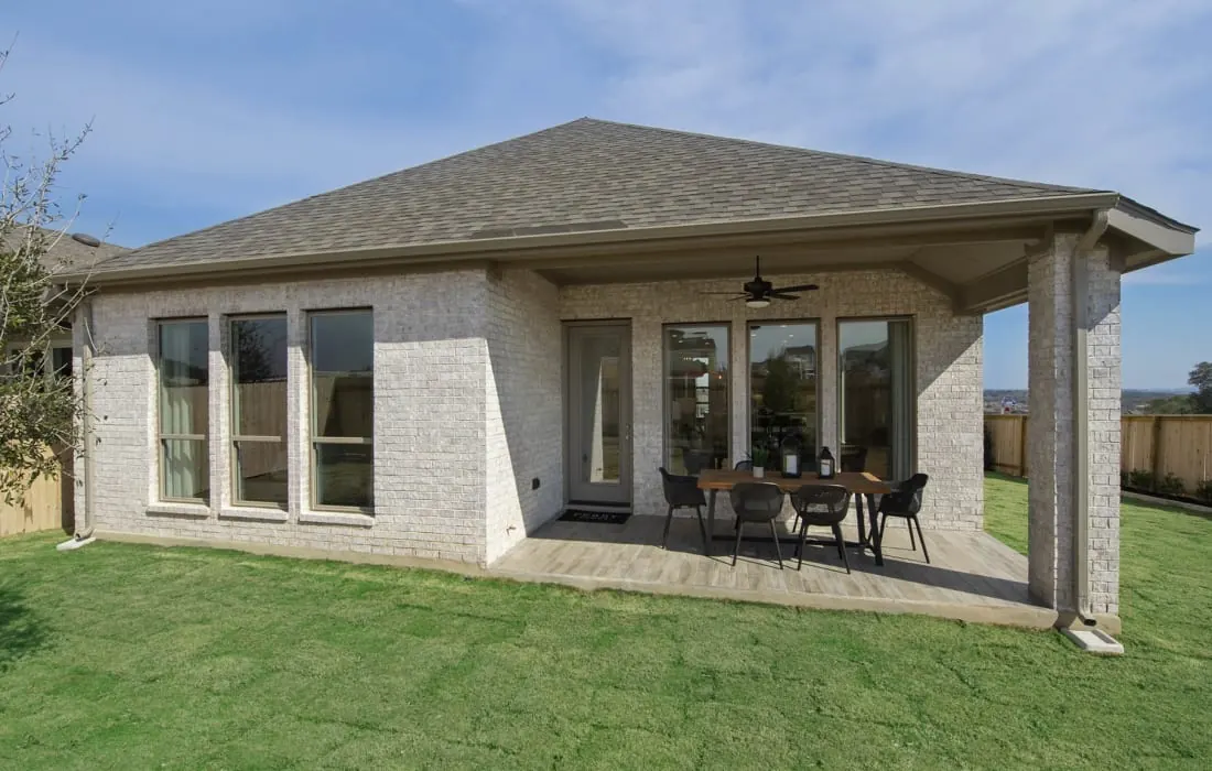 Perry Homes covered patio